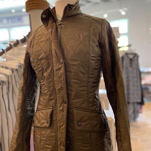 Women’s Olive Barbour Cavalry Polarquilt Jacket